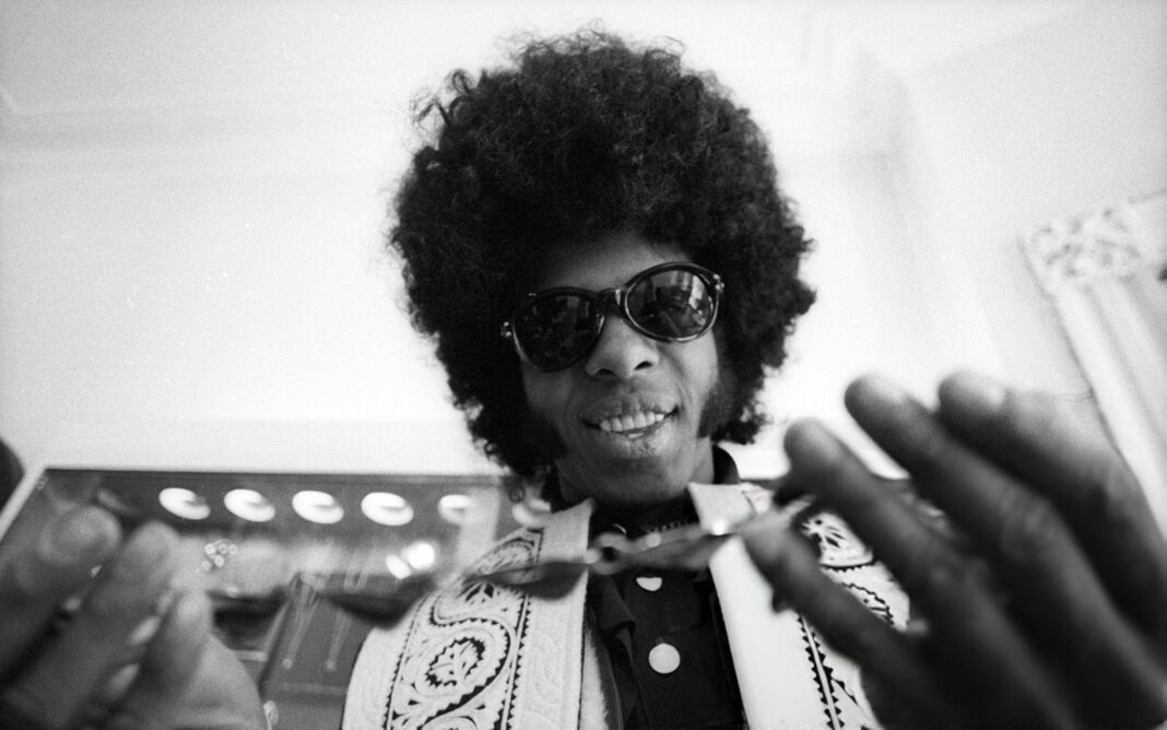 Sly Stone dies at 82